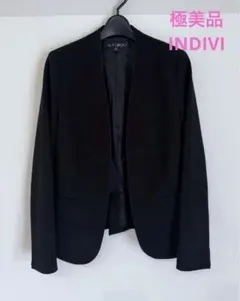 極美品　INDIVI ノーカラージャケット　ブラック40のサムネイル