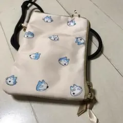 11ぴきのねこ　プリント スマホショルダーバッグ　薄いピンク色