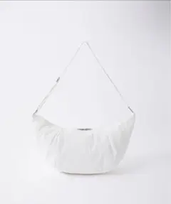 MONO-MART バナナラウンドショルダーバッグ オフホワイトのサムネイル