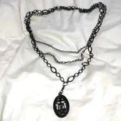 黒の十字架デザイン3連ネックレス