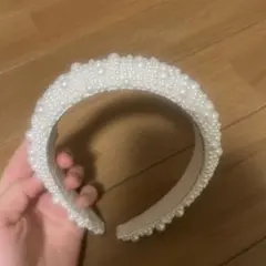 パール風ビーズ装飾カチューシャ