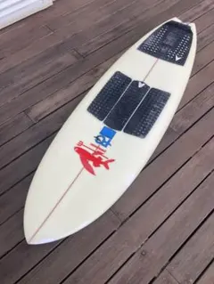 Sale】レトロツインフィッシュ5'10、カバー付 - メルカリ
