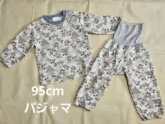 ★2月限定販売★【95cm】ミッキー　パジャマ　裏起毛　腹巻きズボン