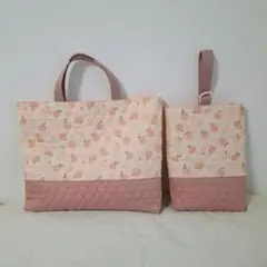 【即日発送】キュートなピーチ柄♪レッスンバッグとシューズバッグのセット