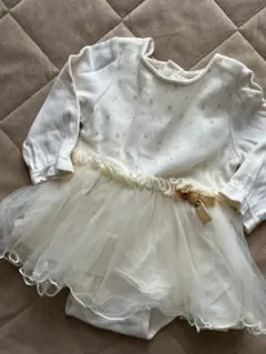 petit main チュチュ付きロンパース 80 ベビードレス