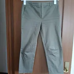 【J.PRESS】ストレートパンツ　カーキ色のサムネイル