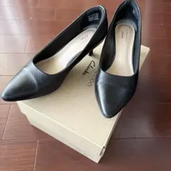clarks Shondrah Jade レザーパンプス　ブラックのサムネイル
