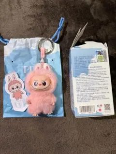 POP MART PIN FOR LOVE イニシャル ラブブ 【U】