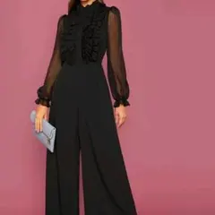 黒　ジャンプスーツ　シースルースリーブ　フリル付き　結婚式