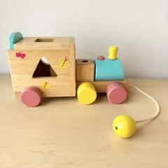 木製 汽車のおもちゃ 型はめ 知育玩具 プルトイ 木のおもちゃ ナチュラル