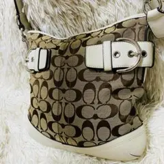 COACH ベージュ ショルダーバッグ ソーホー ワンショルダー　レザー