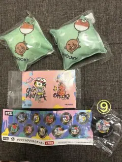 BT21×くら寿司コラボグッズ クッションチャーム、ステッカー、シール4点