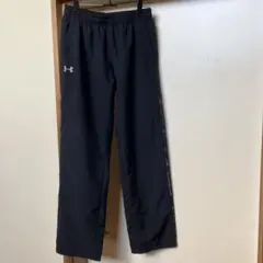 Under Armour 黒 ロングパンツyxlサイズ