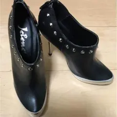 SALE！ 美品 ショートブーツ ブーティ スタッズ