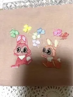 刺繍　巾着　うさぎ　レトロ　ミナペルホネン　ハンドメイド