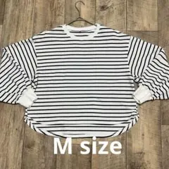 ボーダー柄 長袖Tシャツ Mサイズ　24A472