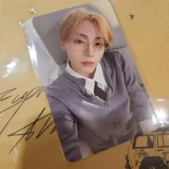 Item thumbnail for item 7e97da27-8aab-4872-8e82-de549bccc4dd