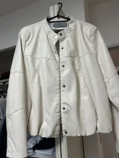 アイボリー レザージャケット