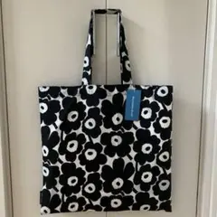 新品マリメッコエコバッグ　ブラックホワイト