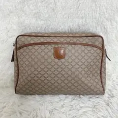 美品✨ セリーヌ　白マカダム　コスメポーチ　レザー　ロゴ　ハンドバッグ　ベージュ