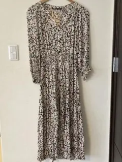 【美品】ZARA 花柄 ロングワンピース マキシ丈M 七分袖
