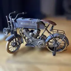 お値下げしました！ ヴィンテージ風バイク型置物　ブリキ