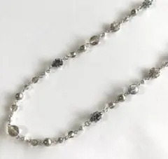 スワロフスキー★グレーのシンプルネックレス