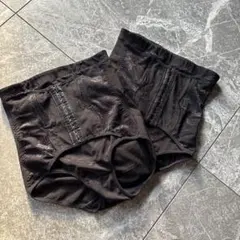 骨盤ショーツ　ギュギュギュ　ガードル レース模様　二枚