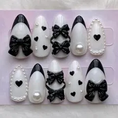 ネイルチップ　バレエコア　白　黒　ロング　在庫処分　現品　量産型　地雷系　リボン