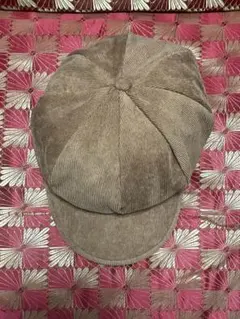 ベージュ コーデュロイ キャスケット