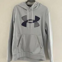 【お値下げ】UNDER ARMOUR フード付きパーカー 　ＳM