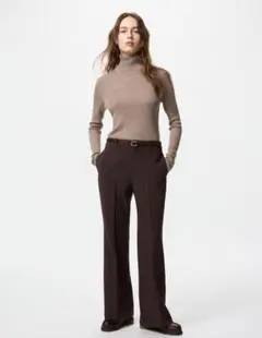 ユニクロメリノリブタートルネックセーターM