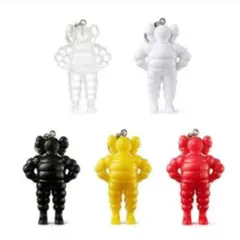 2025年最新】kaws tokyo first キーホルダーの人気アイテム