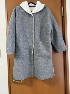 フード付きグレーウール混合ロングコート