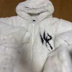 アダムスジャグラー　ダウン