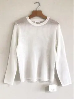 新品タグ付き yuni ユニ シアー トップス クルーネックカットソー