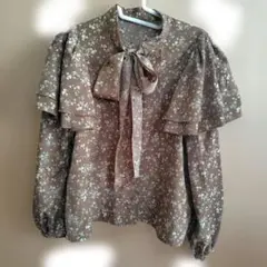 【美品】ボウタイブラウス　花柄　茶色　長袖　トップス