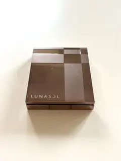LUNASOL スキンモデリングアイズ 02 Beige Orange