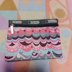LeSportsac ハート模様ポーチ
