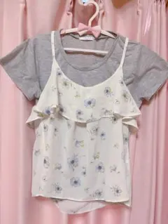 【Honeys】トップス グレーTシャツ 花柄ビスチェセット