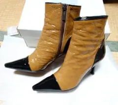 美品　メダ　キルティング　ショートブーツ