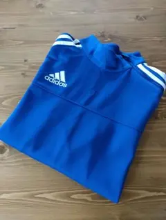 アディダス　ジャージ上