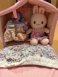 うさももちゃん　おしゃべりぬいぐるみと衣装セット