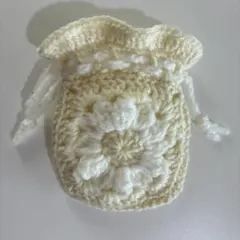 ハンドメイド　編み物　かぎ針　花　モチーフ　 巾着ポーチ　小物入れ