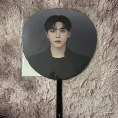 SEVENTEEN セブチ NEW JAPAN うちわ ピケット ミンギュ SEVENTEEN セブチ NEW JAPAN うちわ ピケット ミンギュ - メルカリ