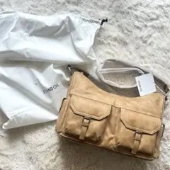 新品・未使用・箱袋付き【定価¥17.800】スタンドオイル★Joey Bag