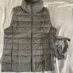 フード付きダウンベスト