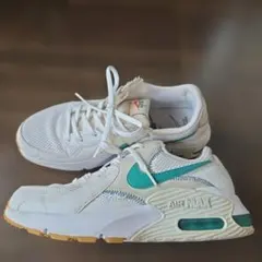NIKEナイキ エアマックスエクシー 24cm