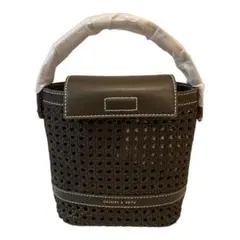 美品　チャールズ アンド キース　Cecily セシリー ウーブンバケットバッグ