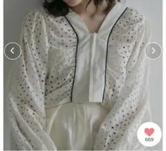 【anuke】Volume Cutwork Blouse